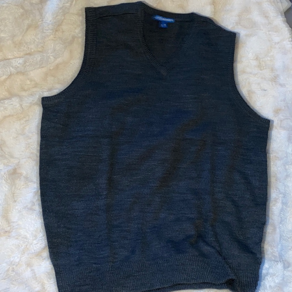 ❤️‍🔥Men’s sweater vests ❤️‍🔥